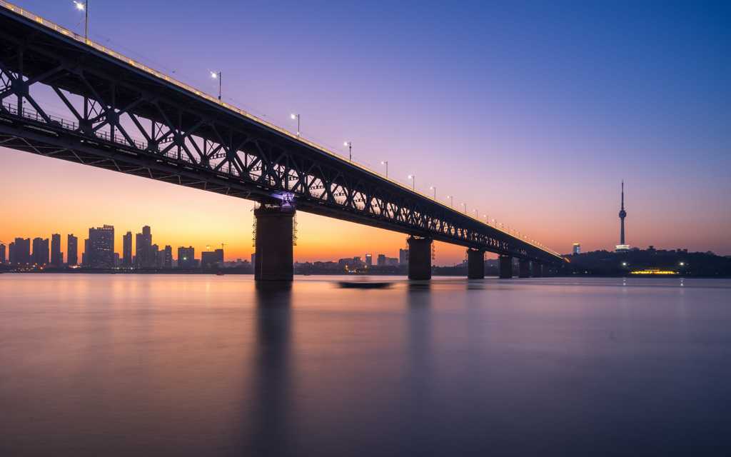武汉长江大桥残阳图片