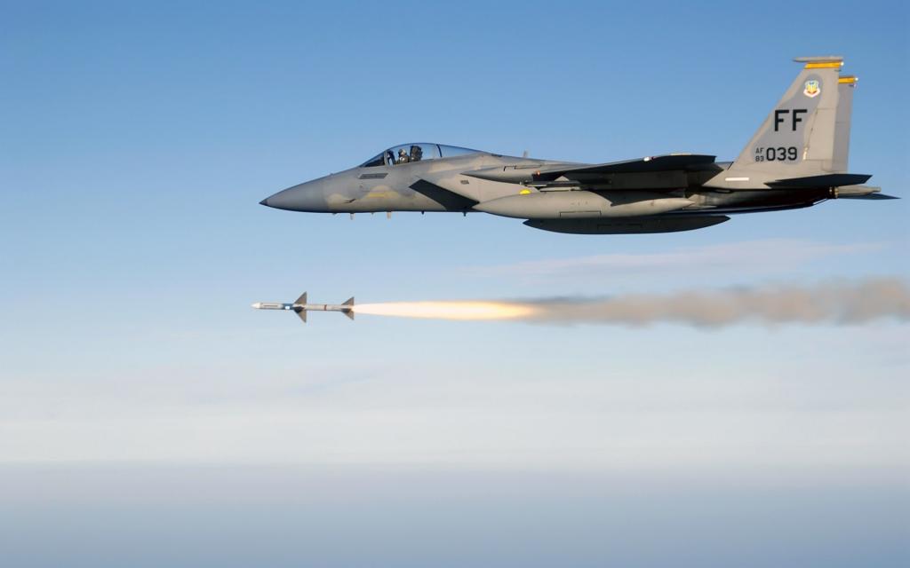 F-18大黄蜂战斗机发射了火箭