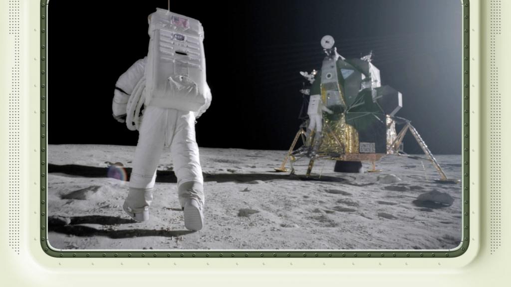 “月亮之旅”3D /壮丽的荒诞