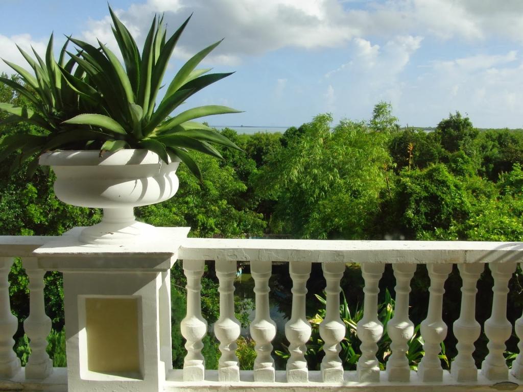 古巴Cayo Ensenacios度假村的露台