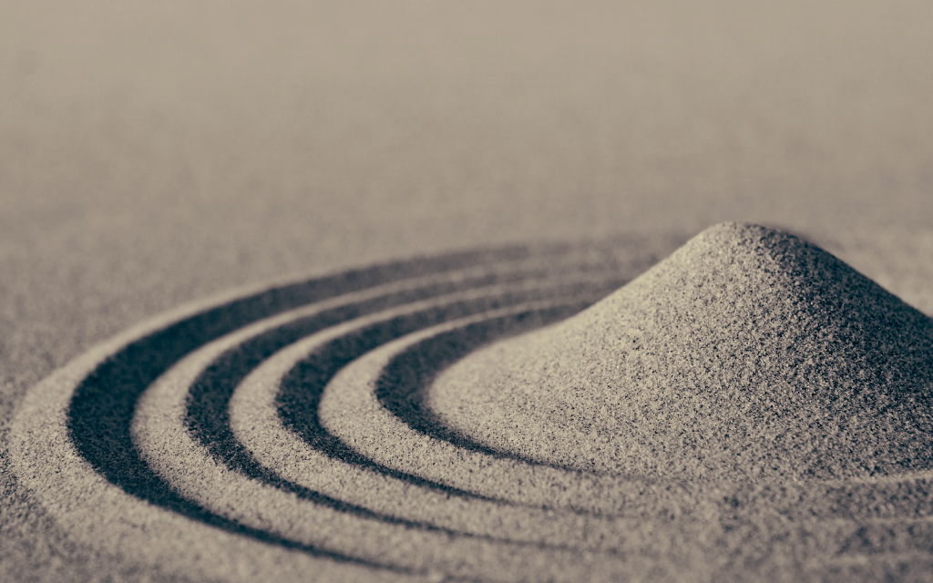 一张规则形状的灰沙的幻灯片