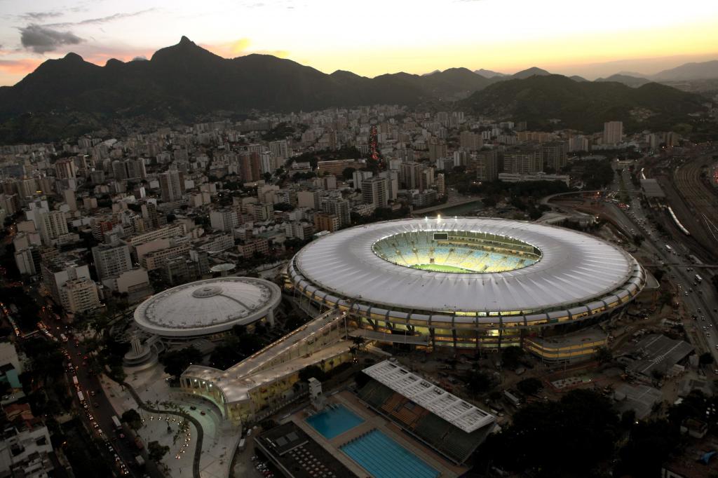 世界杯的美丽的体育场在巴西2014年
