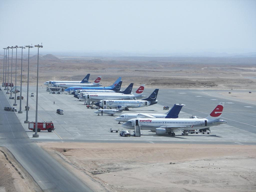 机场在埃及的马萨阿拉姆度假胜地