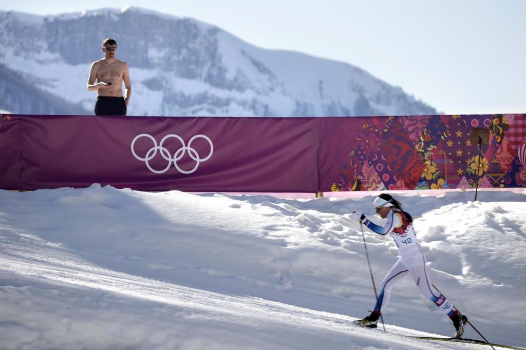 瑞典滑雪者卡洛（Charlotte Kalla）是索契的一枚金牌和两枚银牌的拥有者