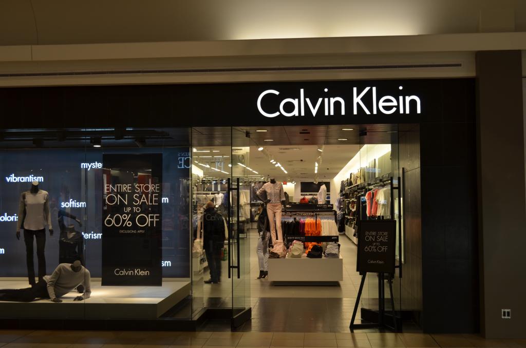 Calvin Klein服装店