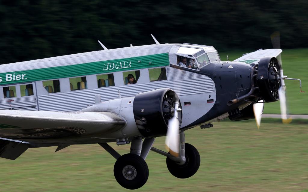 一架老客机Junkers Ju 52-3m