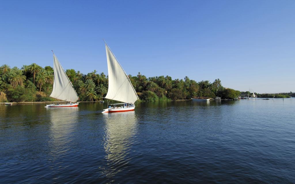 在埃及尼罗河上的帆船