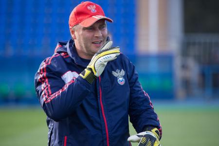 俄罗斯国家队的教练Sergey Ovchinnikov