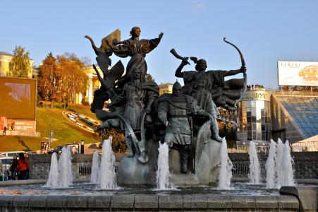 纪念碑在基辅