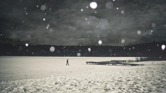 雪，湖，寂寞的人，寂寞