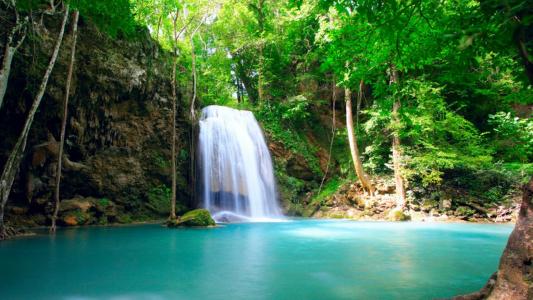 在哥斯达黎加着名的瀑布