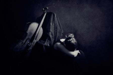 悲伤的大提琴音乐
