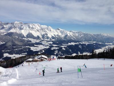 奥地利斯拉德明滑雪胜地的滑雪道