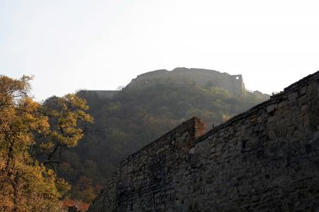 堡垒的废墟在海因堡，奥地利市