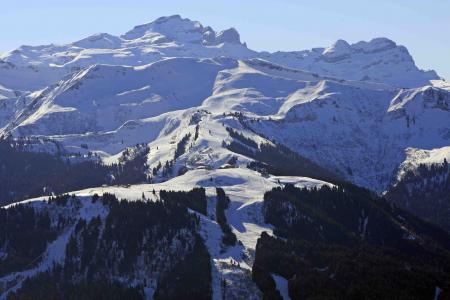 法国萨摩扬滑雪胜地的阿尔卑斯山