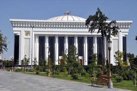 国际论坛宫殿«乌兹别克斯坦城市塔什干