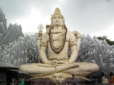 湿婆在班加罗尔的雕像