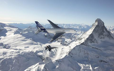 在山的空中客车A380