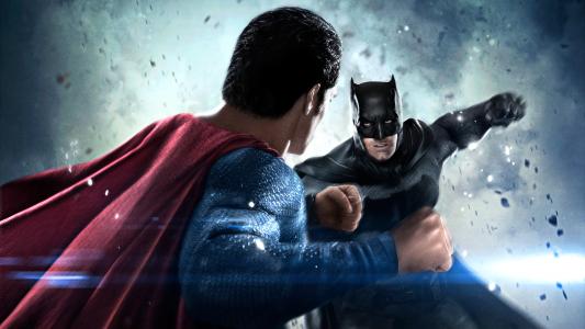蝙蝠侠和超人电影蝙蝠侠与超人之战在正义的黎明