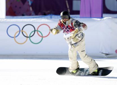 Sage Kochenburg美国滑雪运动员在2014年索契奥运会上获得金牌