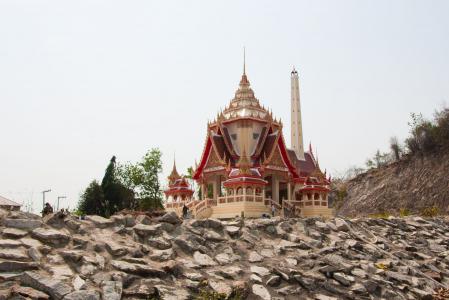 在海岸的寺庙在华欣，泰国手段