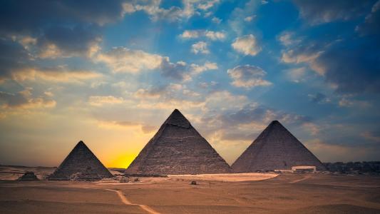 古老神秘的埃及金字塔