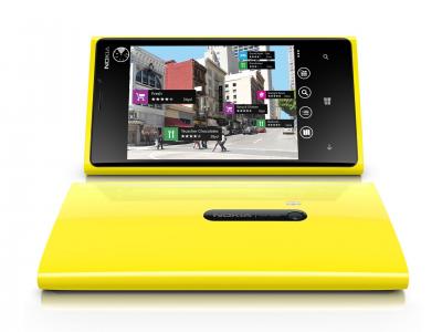 黄色诺基亚Lumia 920，广告照片