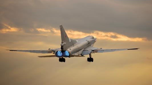 轰炸机Tu-22M3