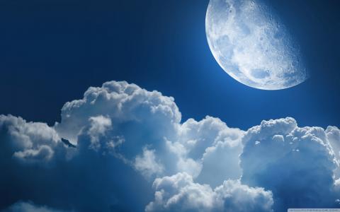 云和月亮