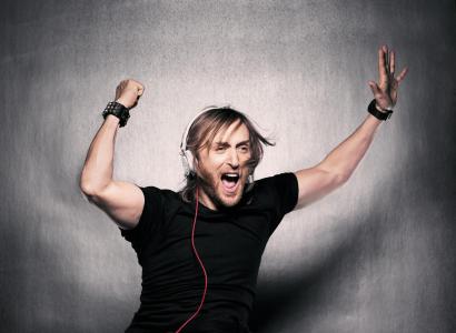 大卫Guetta在耳机
