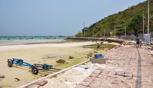 在兰岛度假村，泰国的通朗海滩