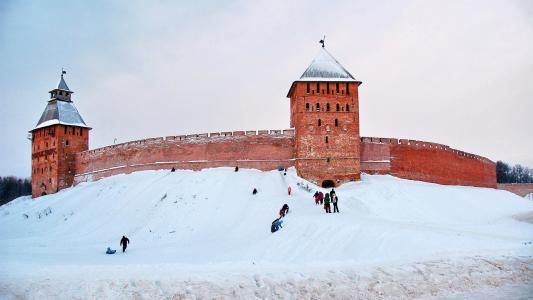 Veliky诺夫哥罗德的古老堡垒