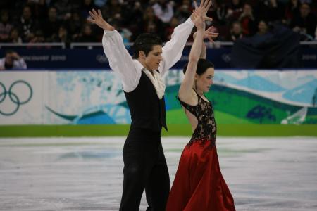 Tessa Virchu和Scott Moir是加拿大花式滑冰运动员
