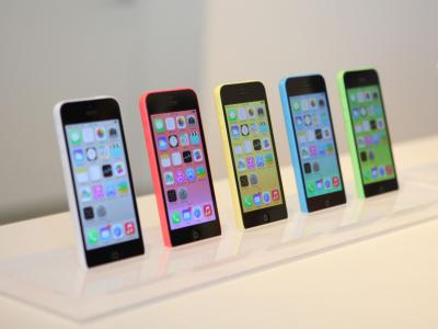 Iphone 5C的所有颜色的立场