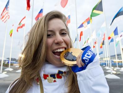 捷克滑雪爱好者Eva Samkova赢得了一枚金牌