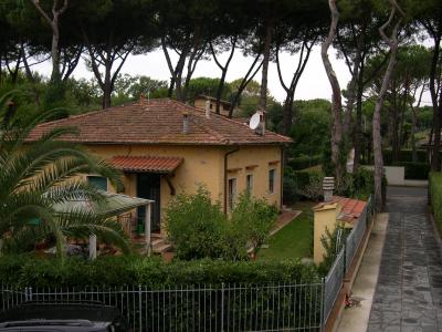 别墅在意大利的Forte dei Marmi度假村