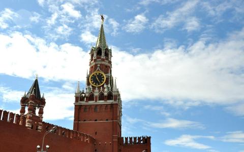 克里姆林宫时钟在莫斯科