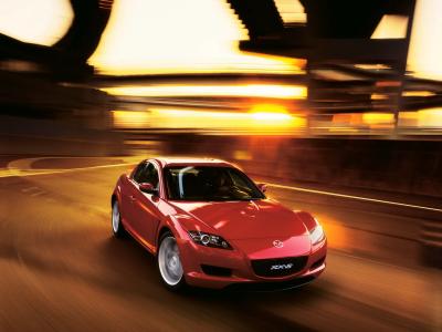 汽车Mazda RX 8的照片