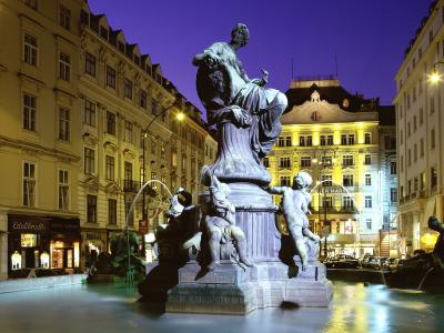 Donnerbrunnen，维也纳，奥地利的喷泉