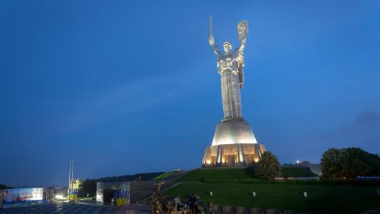 纪念碑祖国在基辅