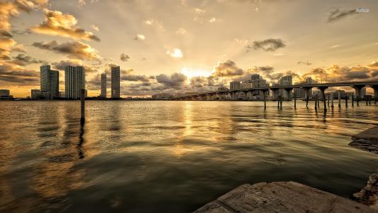 在迈阿密一个美妙的日落