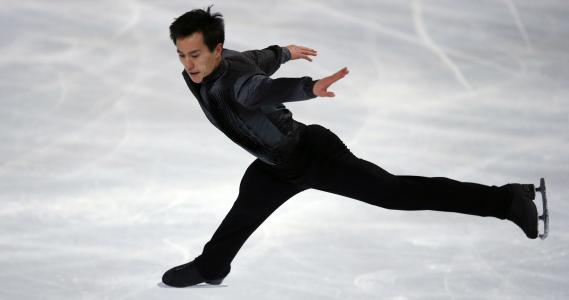 帕特里克·陈是一名加拿大花式滑冰运动员，持有两枚银牌