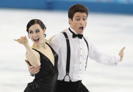 在索契的奥运会上，花样滑冰Tessa Virchu和Scott Moir两项银牌的业主