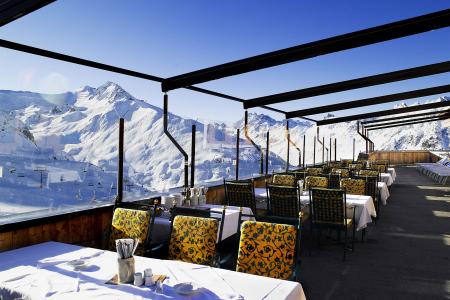 伊施格尔，奥地利滑雪胜地的咖啡馆