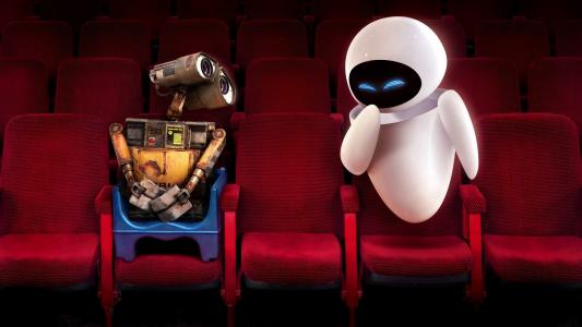 WALL·E和一个朋友在电影院