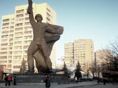 战士解放者哈尔科夫纪念碑