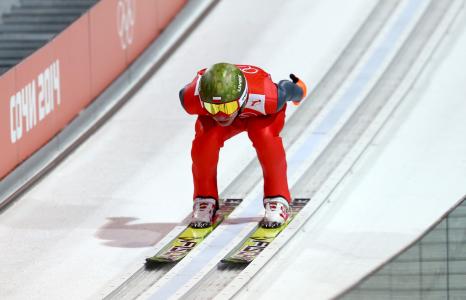 波兰滑雪运动员卡米尔斯托，金牌得主