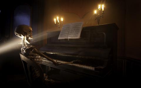 骷髅是热衷于弹钢琴