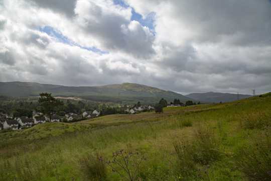苏格兰山间景致图片