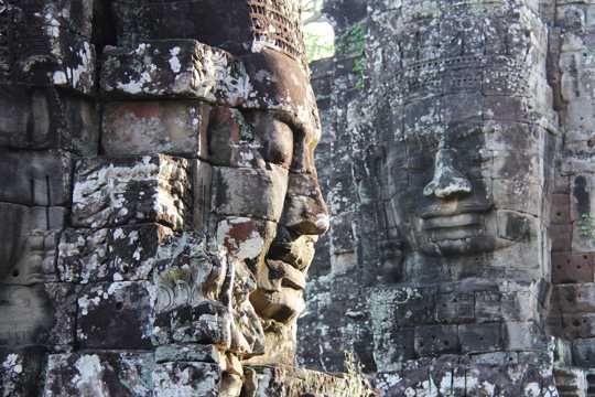 柬埔寨巴戎寺建筑景色图片